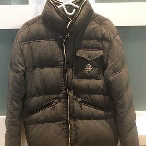 Moncler Mens Down Jacket Size 4, Large